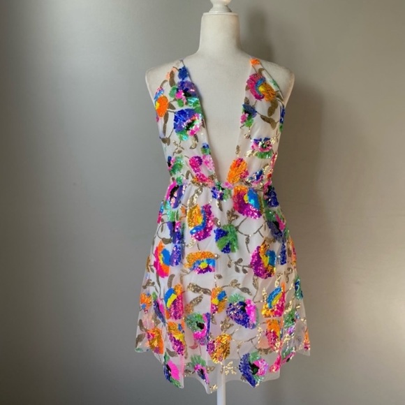 New Embroidered Confetti Pink Backless Evening Dress - Picture 4 of 6